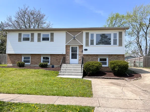 18960 Willow Ave, Country Club Hills, IL 60478