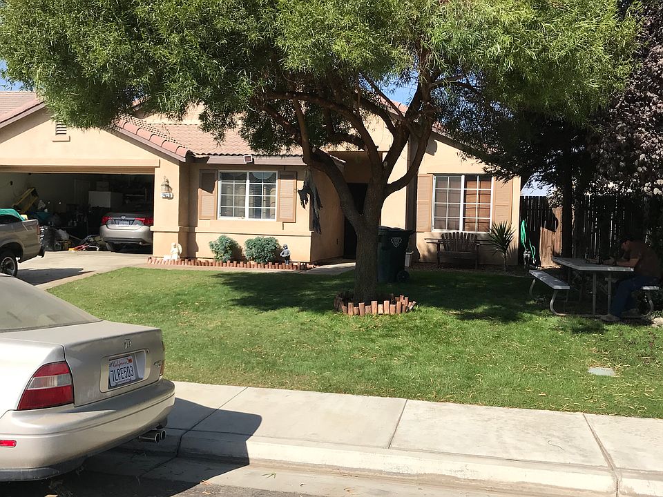 2nd image of 5026 Silver Clover Ave