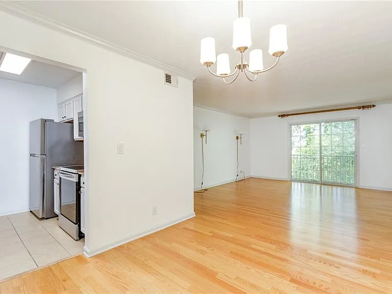 3005 Seven Pines Ln #201 — Photo 15