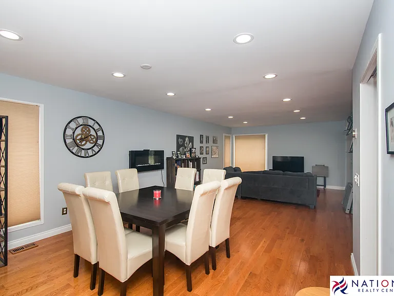 37709 Glengrove Dr — Photo 18