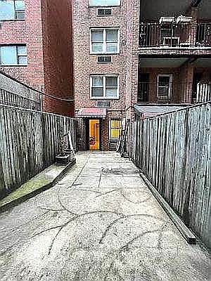 1st image of 239 E 84th St APT 1C