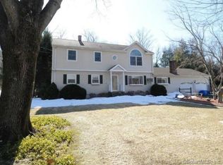 321 Stevenson Rd #2, Fairfield, CT 06825