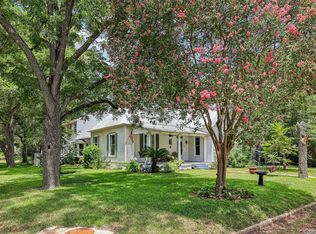 601 Garwood St, Smithville, TX 78957