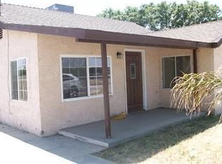 715 Mayer Ln, Shafter, CA 93263