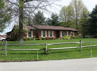 641 Pinecrest Dr, Huntington, WV 25705