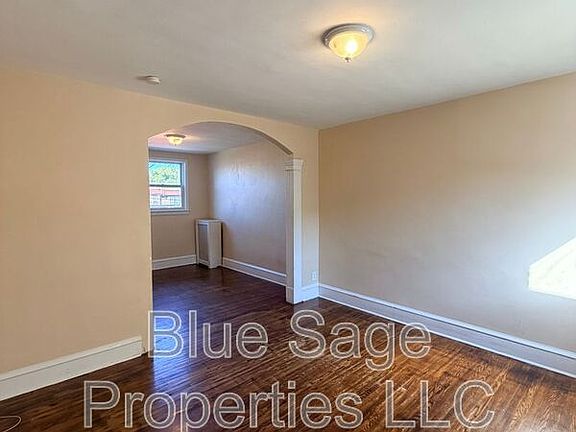 2nd image of 620 Copley Rd