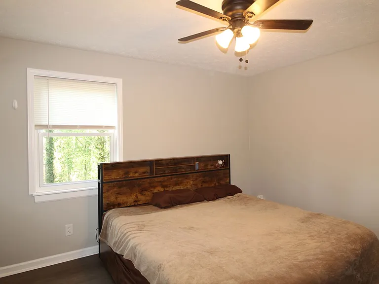 3367 Oak Dr — Photo 10