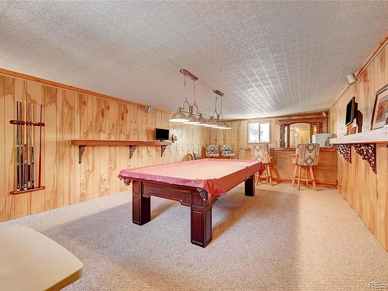 2027 Roland Dr — Photo 29