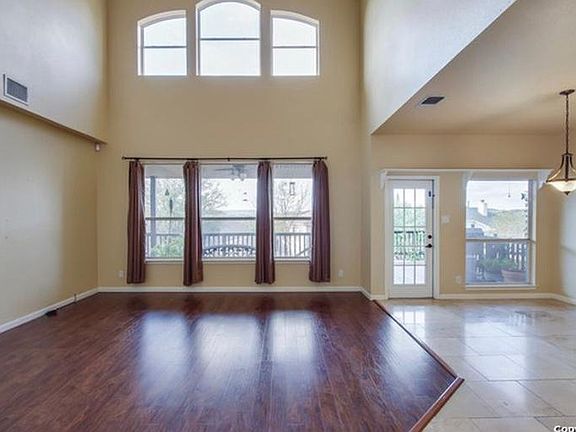 4th image of 21811 Prospect Hl