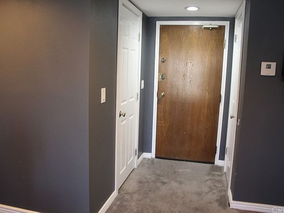 3rd image of 9960 Owensmouth Ave Unit 32