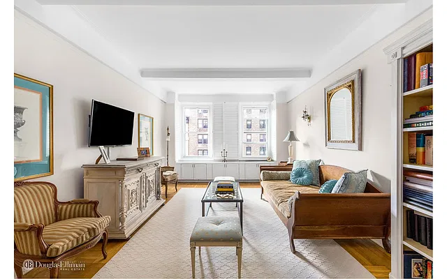 Sold by Douglas Elliman | media 14