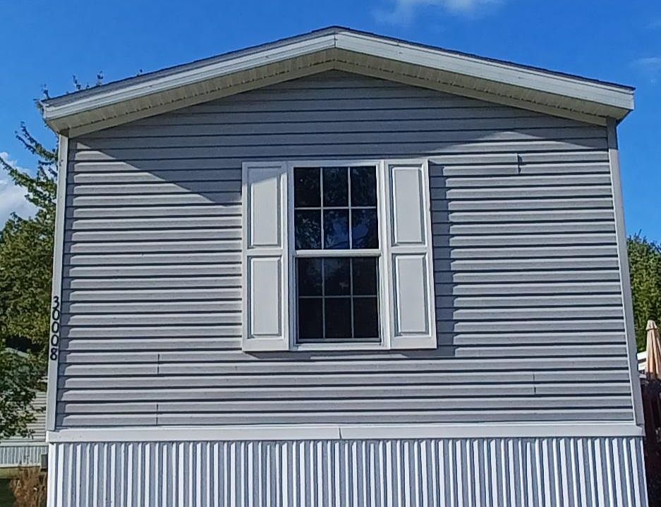 1st image of 30008 Montmorency Dr