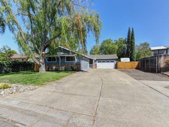 7551 Circuit Dr, Citrus Heights, CA 95610