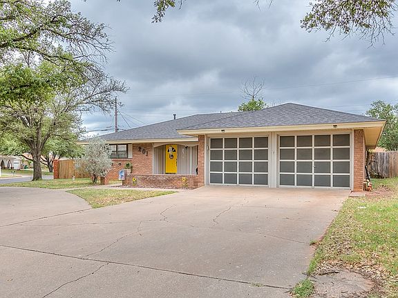 5th image of 201 Westwood Dr