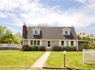 13 E Fairway Ave, Westerly, RI 02891