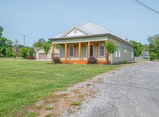 719 Cove Rd, Chickamauga, GA 30707