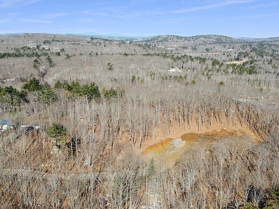 2nd image of 135 Sleeper Road