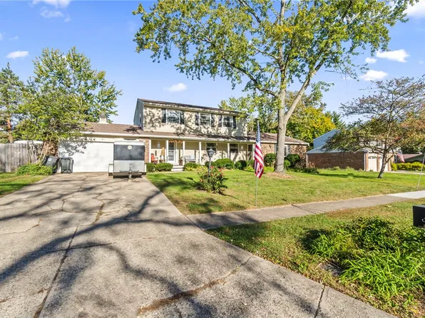 9775 Sheehan Rd, Dayton, OH 45458