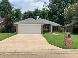 102 Savignon Cir, Broussard, LA 70518