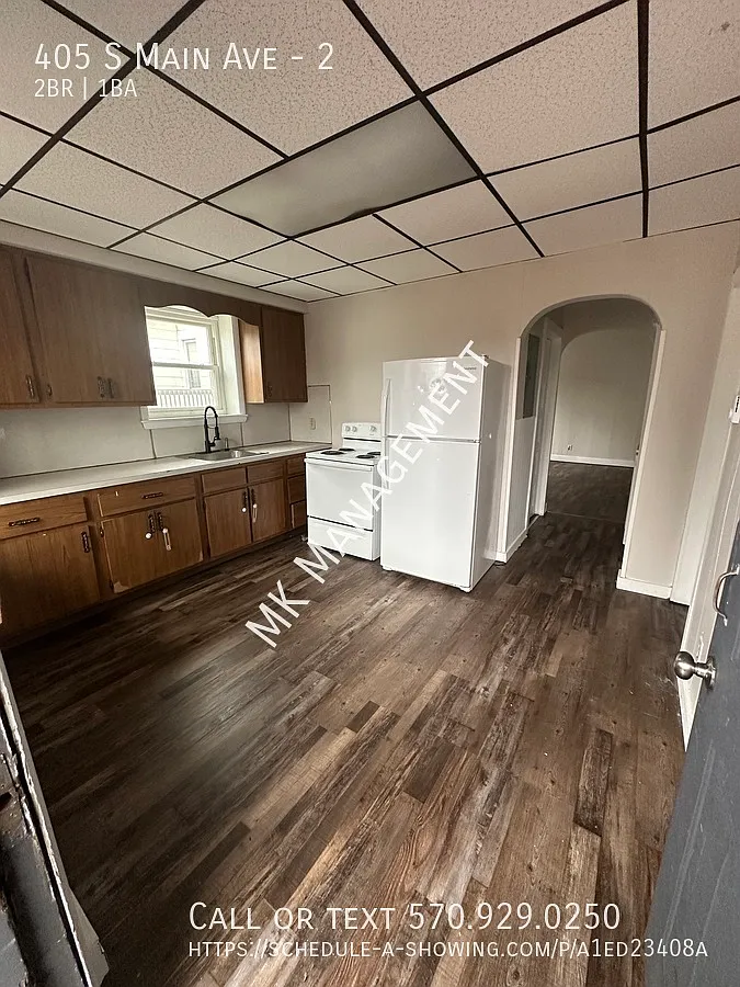 405 S Main Ave APT 2 photo 1