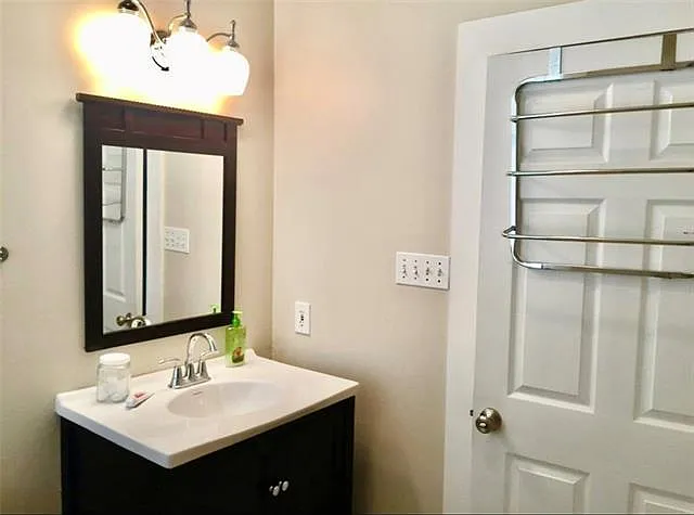 1524 Euterpe St #E — Photo 14