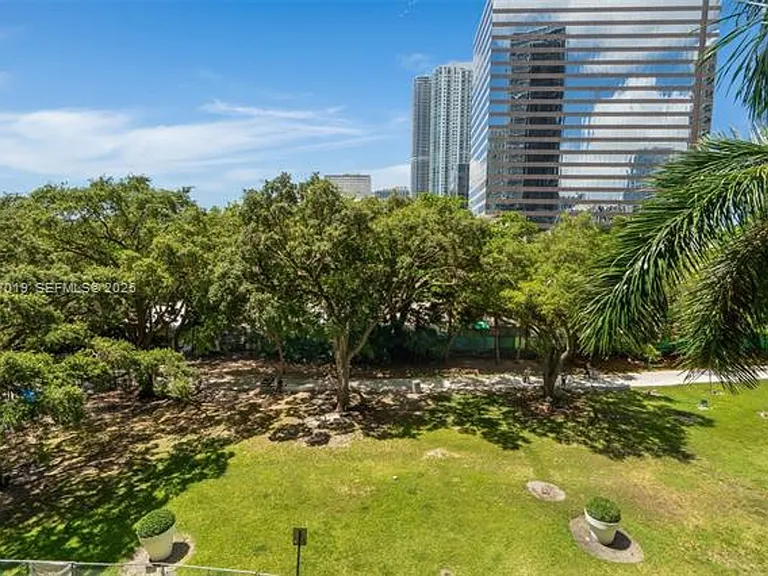 495 Brickell Ave #409 — Photo 13