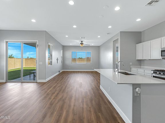 5th image of 11611 N 189TH Drive