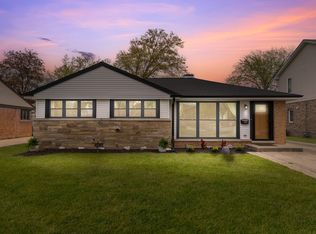 439 N Highview Ave, Elmhurst, IL 60126