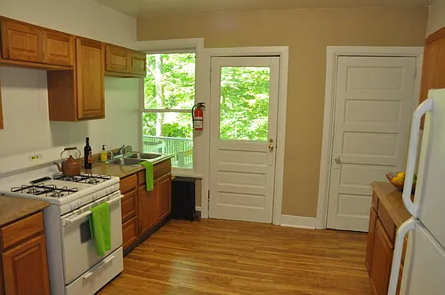 116 Ferris Pl #1 Photo 1