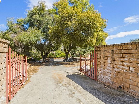 2nd image of 23608 Porcina Way