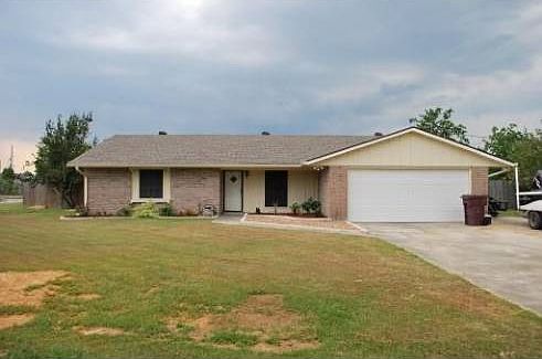 Attractive 3 bedroom, 2 bath brick home