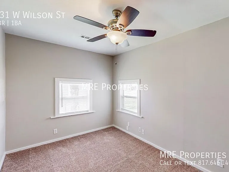 531 W Wilson St — Photo 16