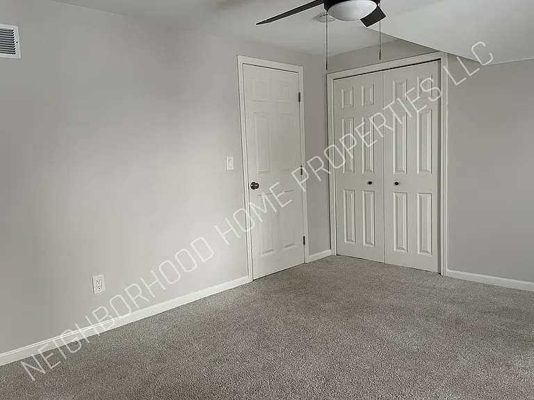2450 Gerald Ave — Photo 40