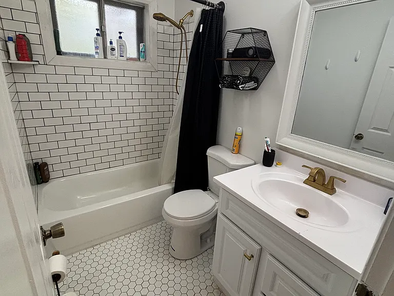 6802 Lake Buckhorn Ct — Photo 7
