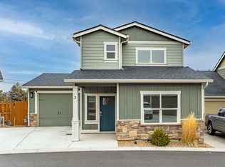 2755 SW Greens Blvd #3, Redmond, OR