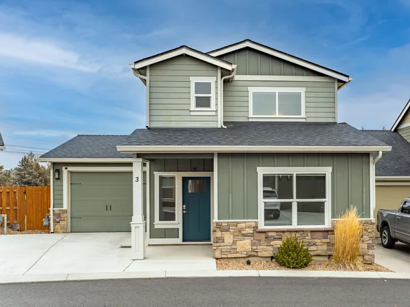 2755 SW Greens Blvd #3, Redmond, OR 97756