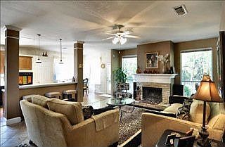 2nd image of 3221 Heatherbrook Dr