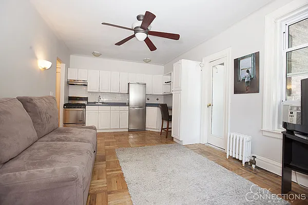 Rented by City Connections Realty | media 17