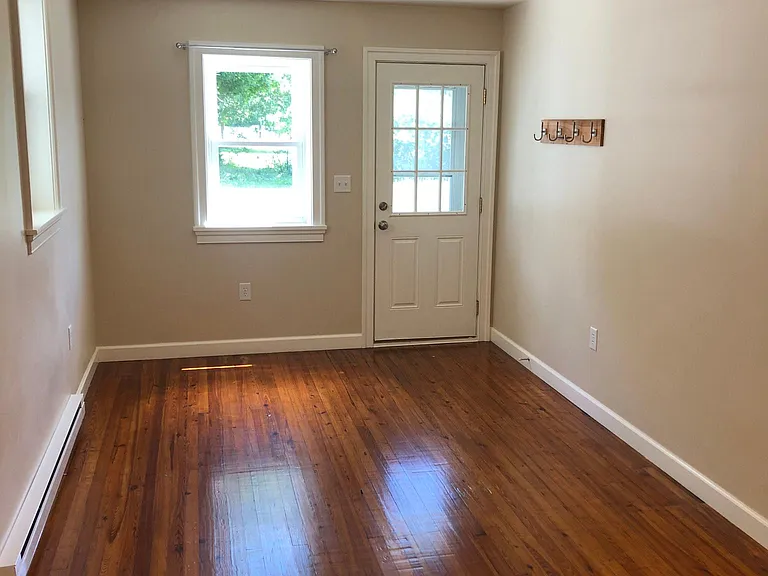 495 Longs Gap Rd #B — Photo 11
