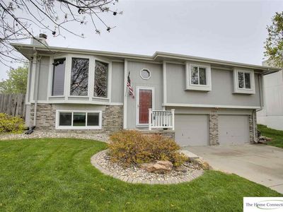 7601 S 136th St, Omaha, NE, 68138