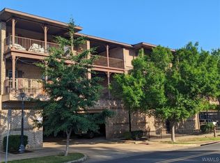 820 Frank Thomas Ave UNIT 201, Tuscaloosa, AL 35401