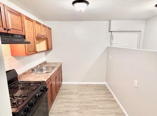 372 White St APT A4, Orange, NJ 07050