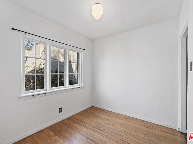 1431 W Avon Park Ter — Photo 16