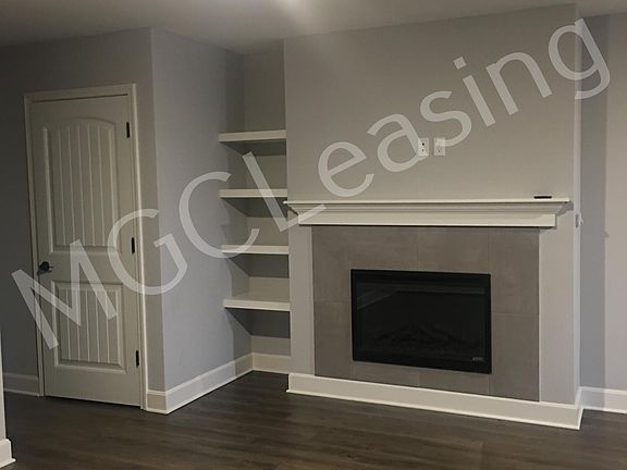 5th image of 9340 N Main St
