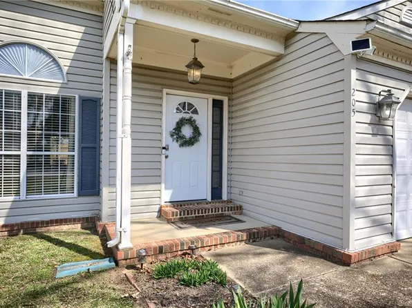 205 Judith Cir, Yorktown, VA 23693
