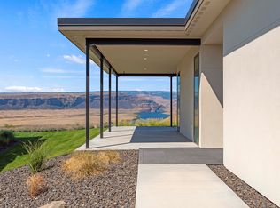 9665 Ridgeview Dr NW, Quincy, WA 98848