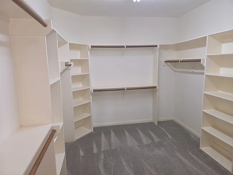 13804 Rose Bay Ct — Photo 12