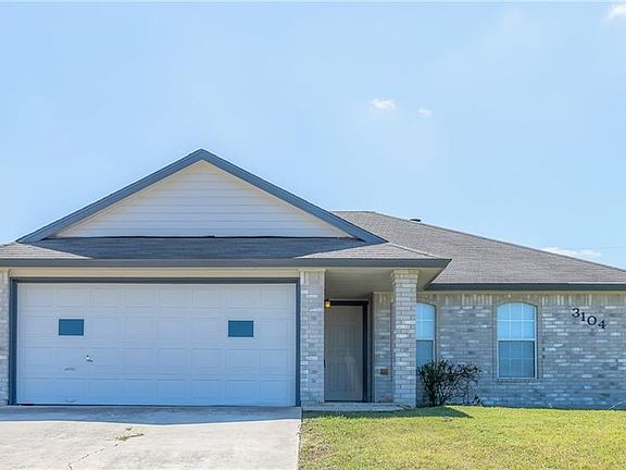 2nd image of 3104 Southhill Dr
