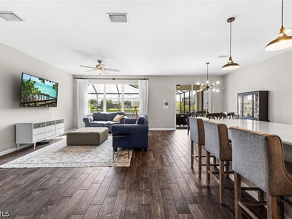 3rd image of 43539 Lily Ct