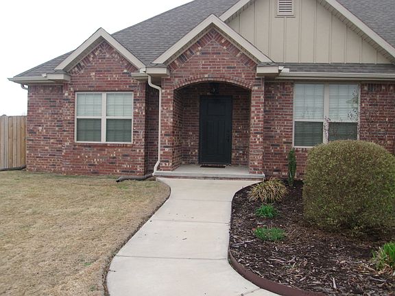 2nd image of 1350 Vicenza Dr